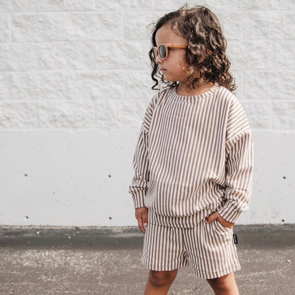 COCOA AND WHITE RESORT PULLOVER