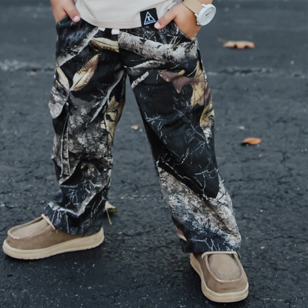 CAMO BAGGY CARGOS (SIZE UP 1 SIZE)