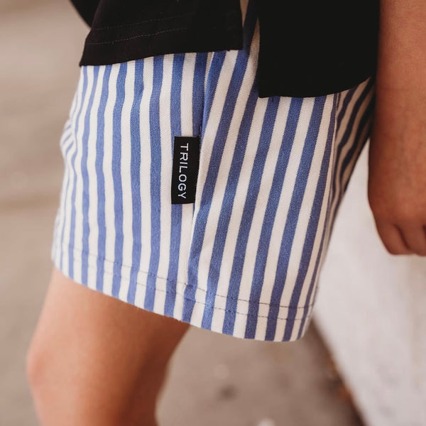 BLUE AND WHITE RESORT SHORTS