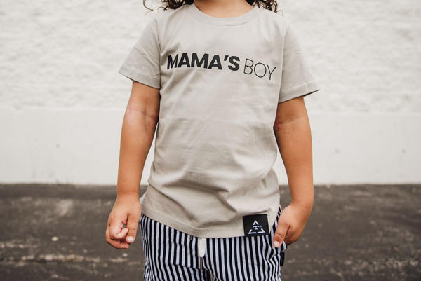 MAMAS BOY